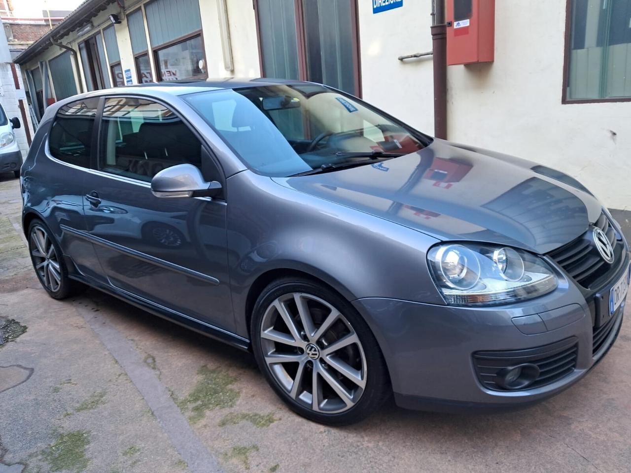 Volkswagen Golf 1.4 16V TSI Sport 3 PORTE