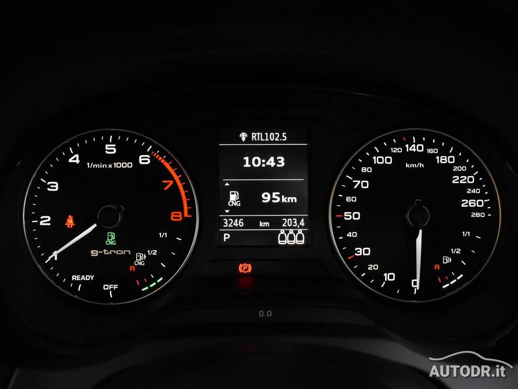 Audi A3 Sportback 30 1.5 G-Tron 131cv S-Tronic solo 3000 km!!