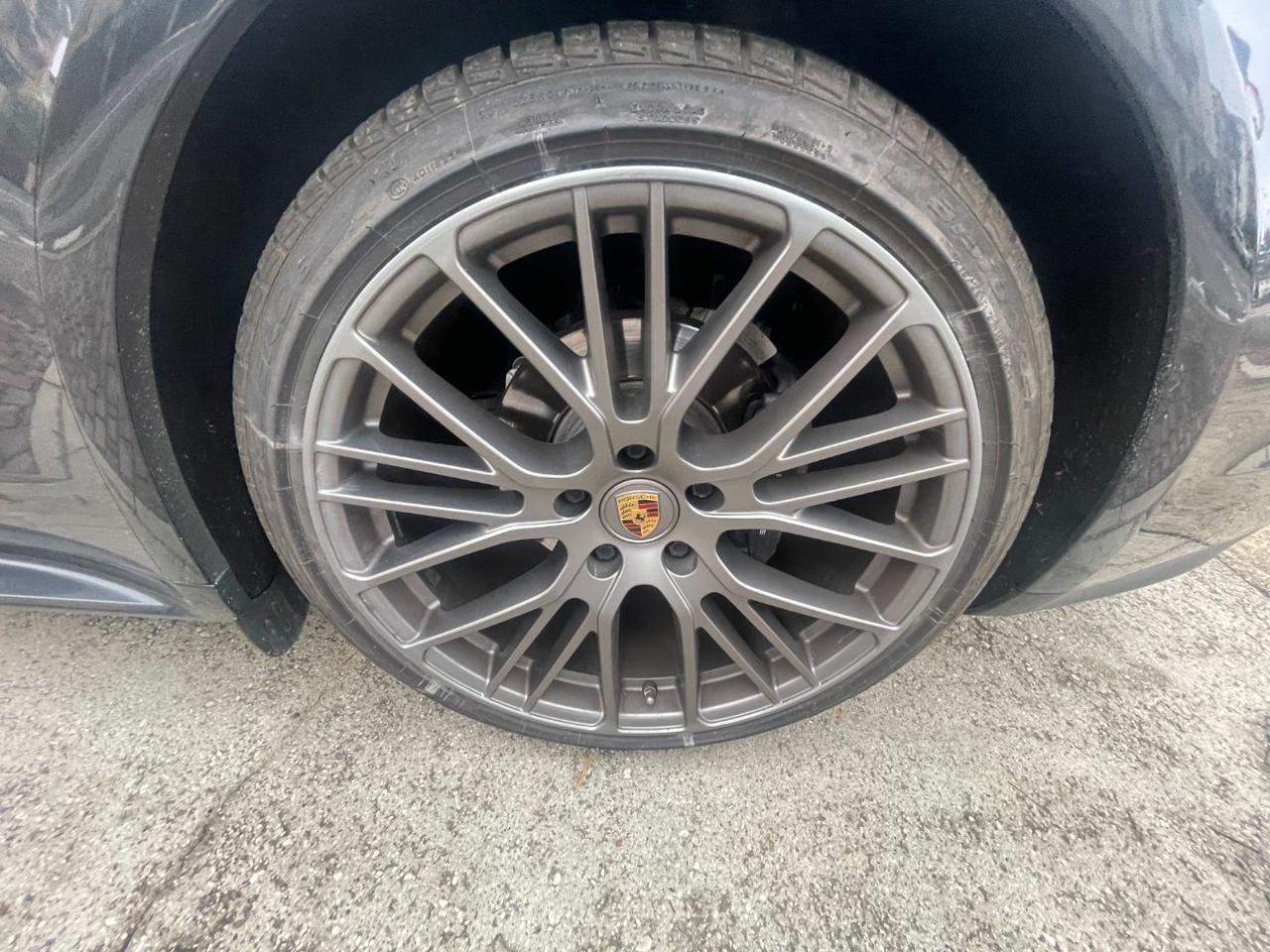 PORSCHE Panamera 2.9 4 Platinum Edition