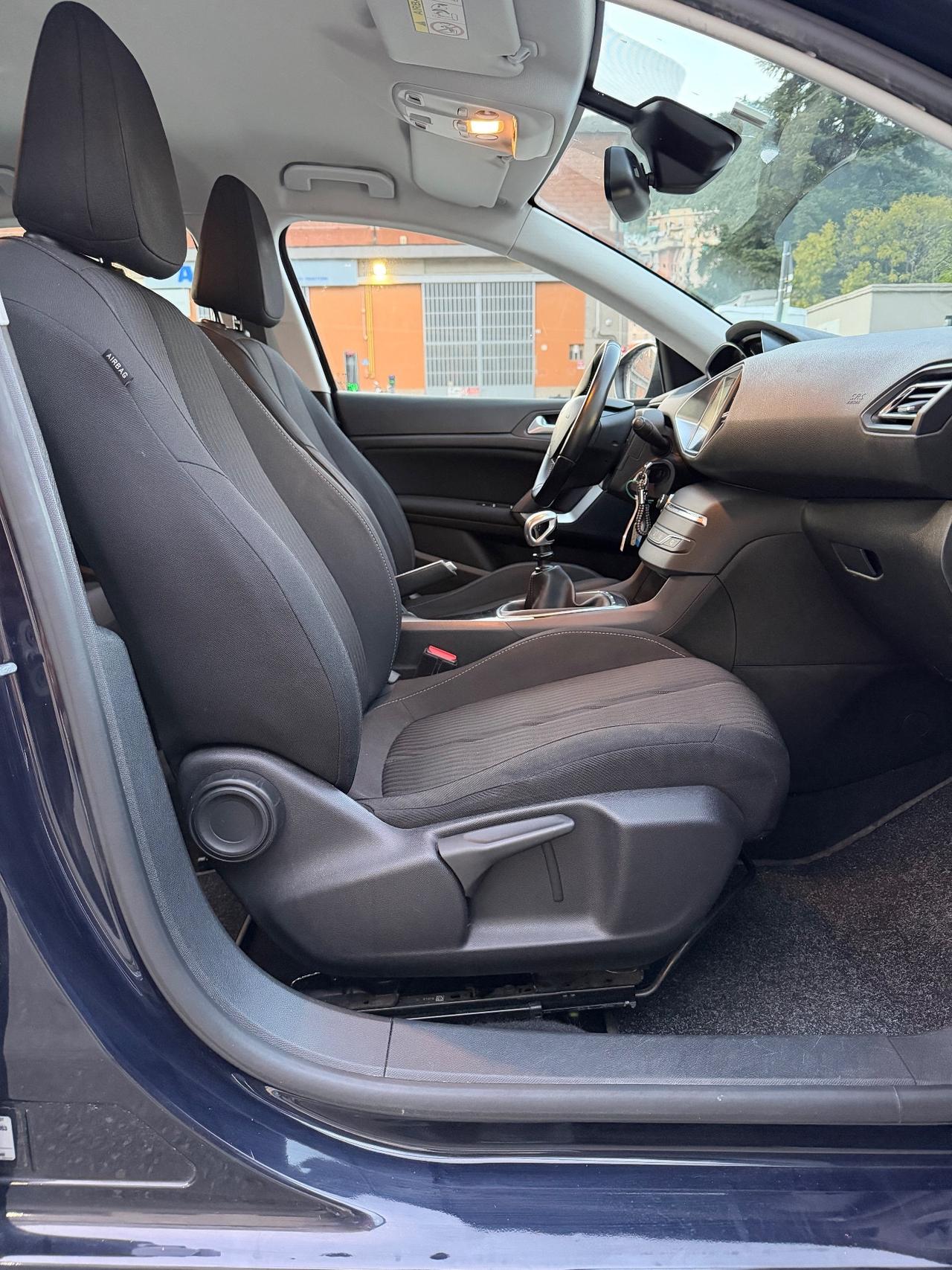 Peugeot 308 BlueHDi 120 CV / EURO 6