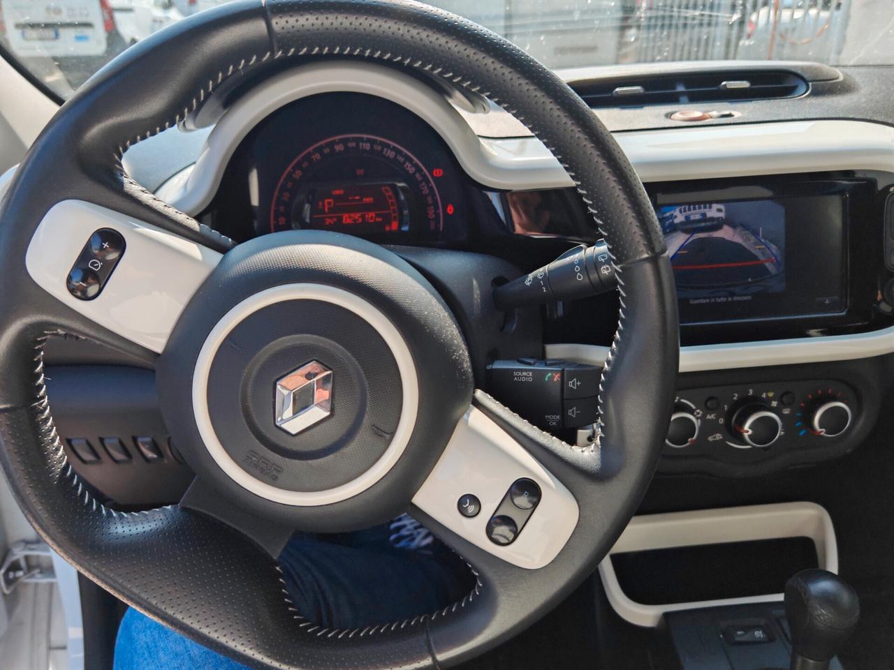 Renault Twingo TCe 90 CV EDC Lovely