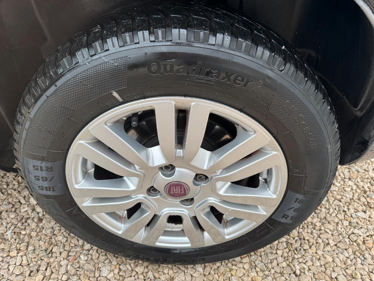 Fiat Grande Punto 1.4 5 porte Natural Power 1 prop. nord italia 06/2013