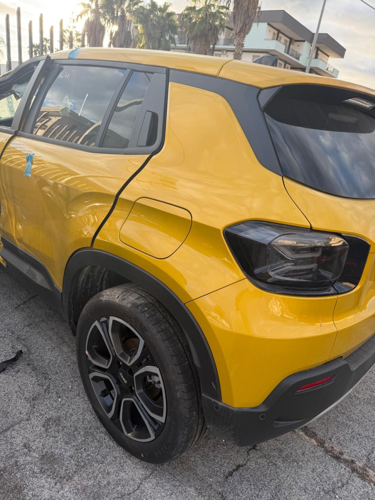 Jeep Avenger 1.2 Turbo 100 CV Summit