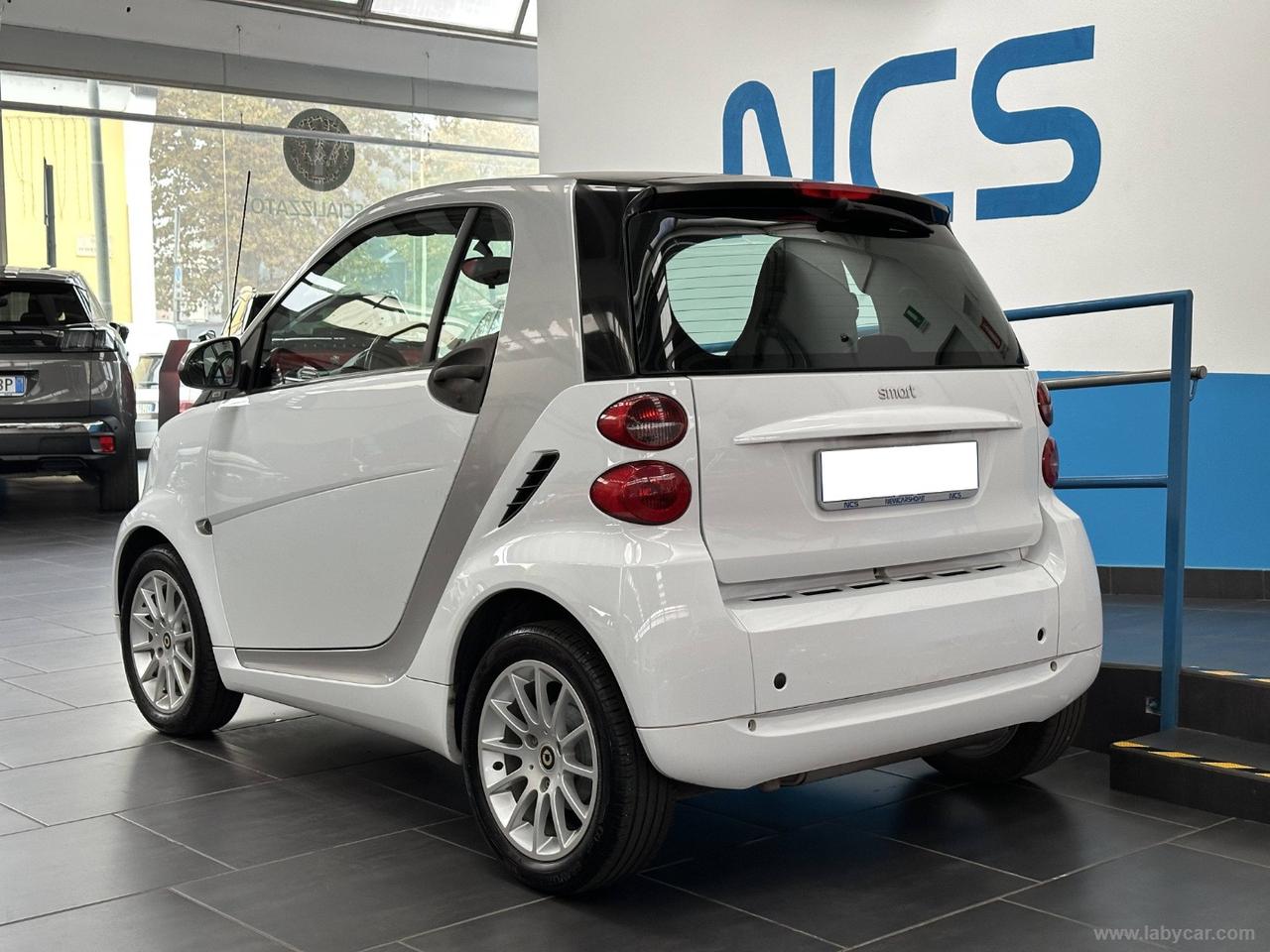 SMART fortwo 1000 52 kW MHD coupé pulse