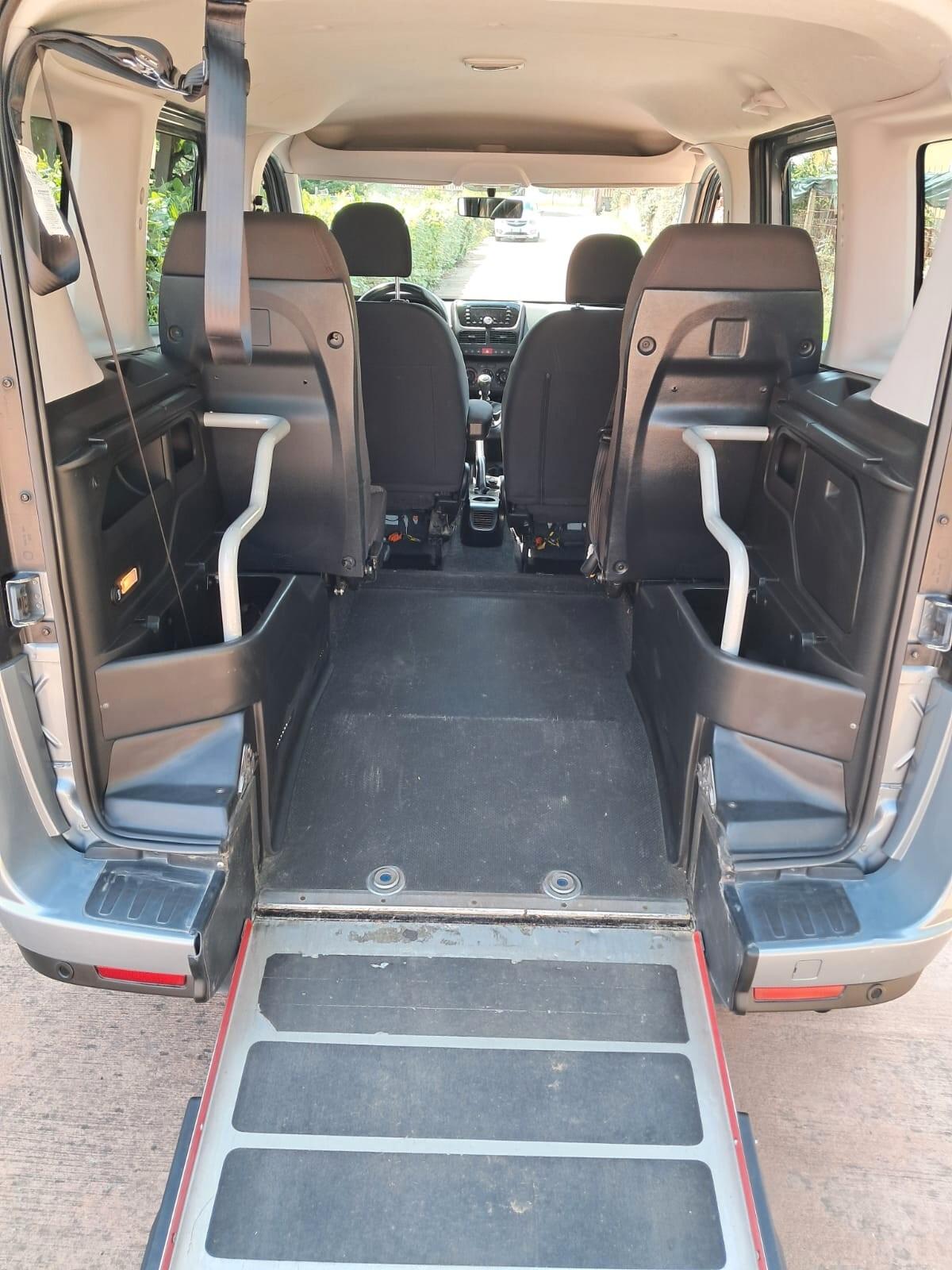 Fiat Doblo Doblò 1.6 mjet PIANALE RIBASSATO TRASPORTO DISABILI 4 piu 1