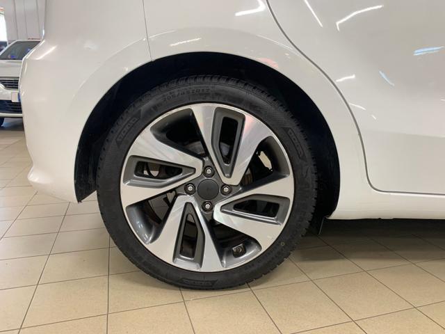 KIA Rio 1.1 CRDi 5p. Cool