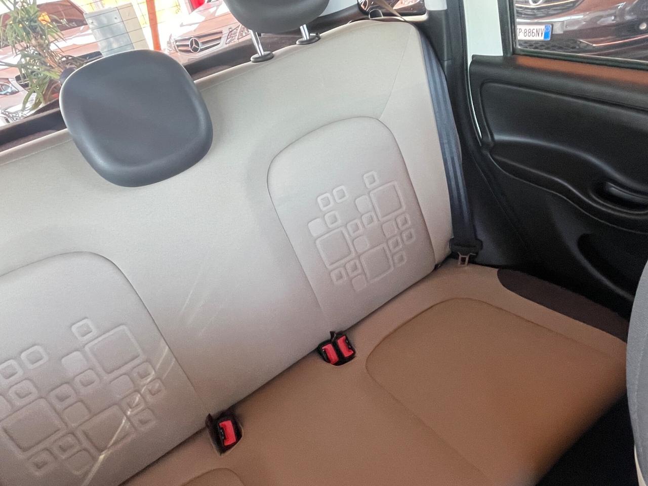 Fiat Panda 0.9 TwinAir Turbo Natural Power Lounge
