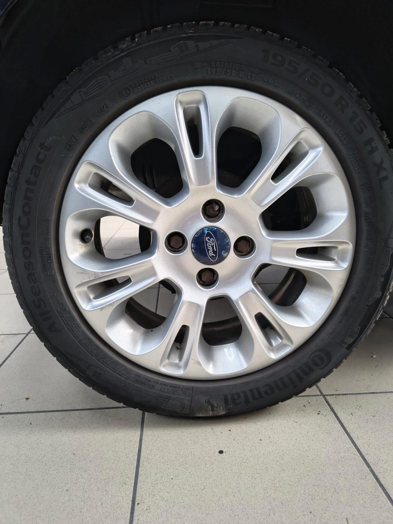 Ford Ka 1.2 8V 69CV Titanium