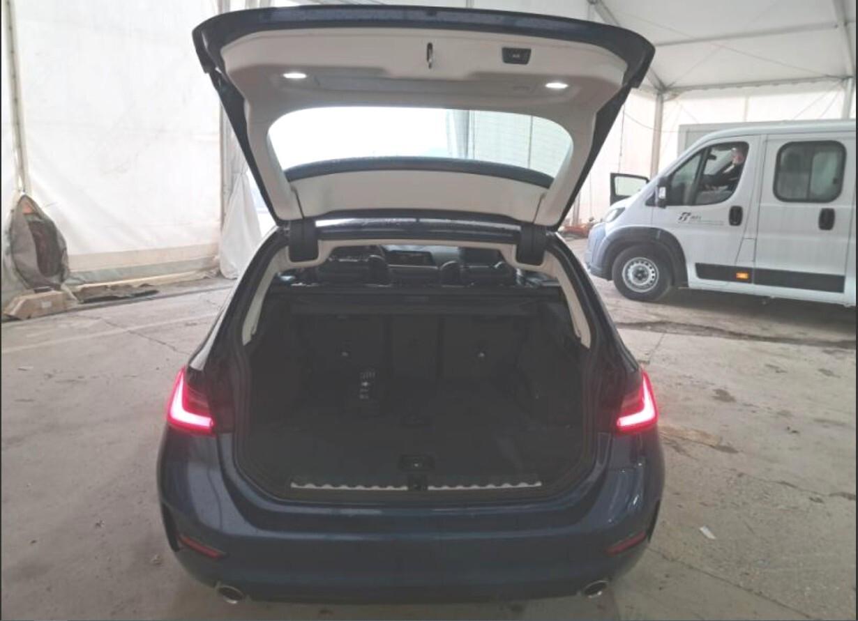Bmw 318i Touring Sport Aut Nav Tetto Cam UNIPRO IVA DED.