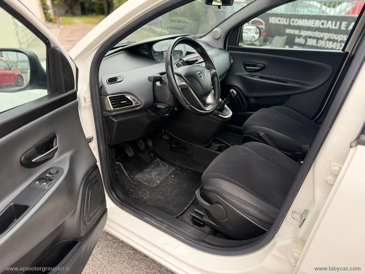 LANCIA Ypsilon 1.3 MJT 95 CV 5p. S&S Gold