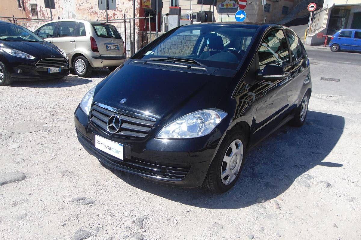 MERCEDES A 160 BlueEFFICIENCY Coupé