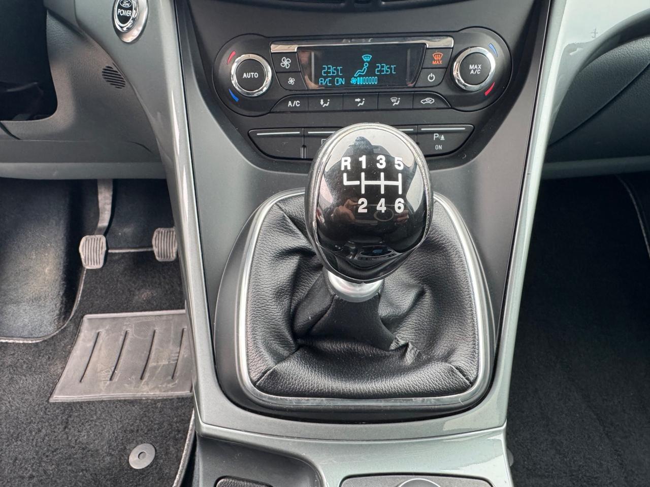 Ford C-Max 1.6 TDCi 115CV Titanium GANCIO TRAINO NEOPATENTATI