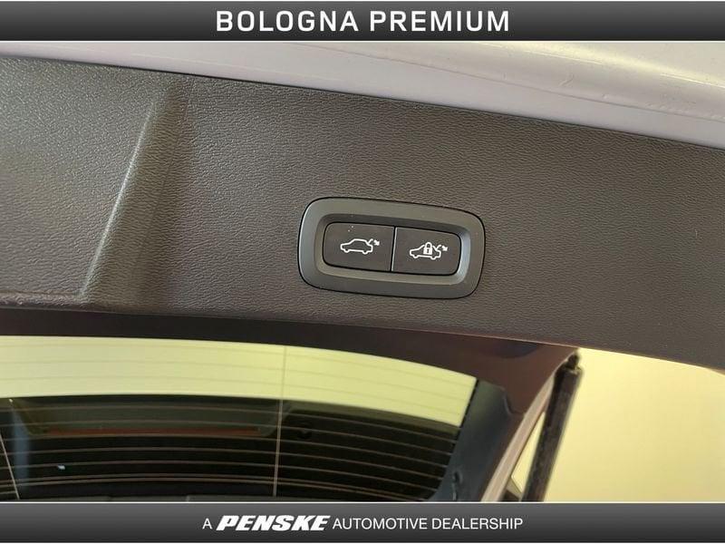 Volvo XC40 XC40 B3 automatico Core