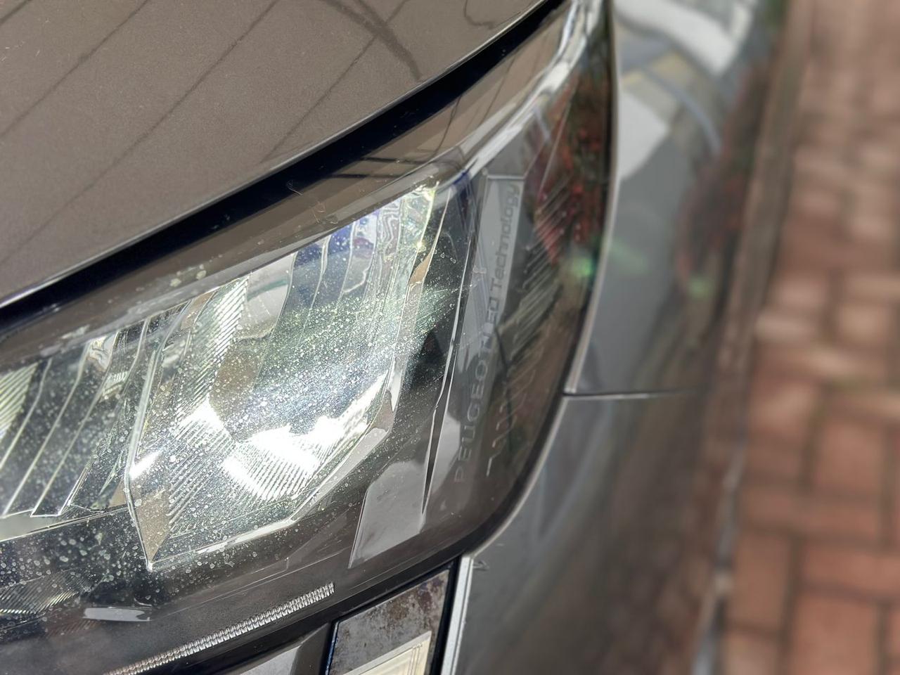 Peugeot 208 Allure Pack 1.2 PureTech 100 #7911