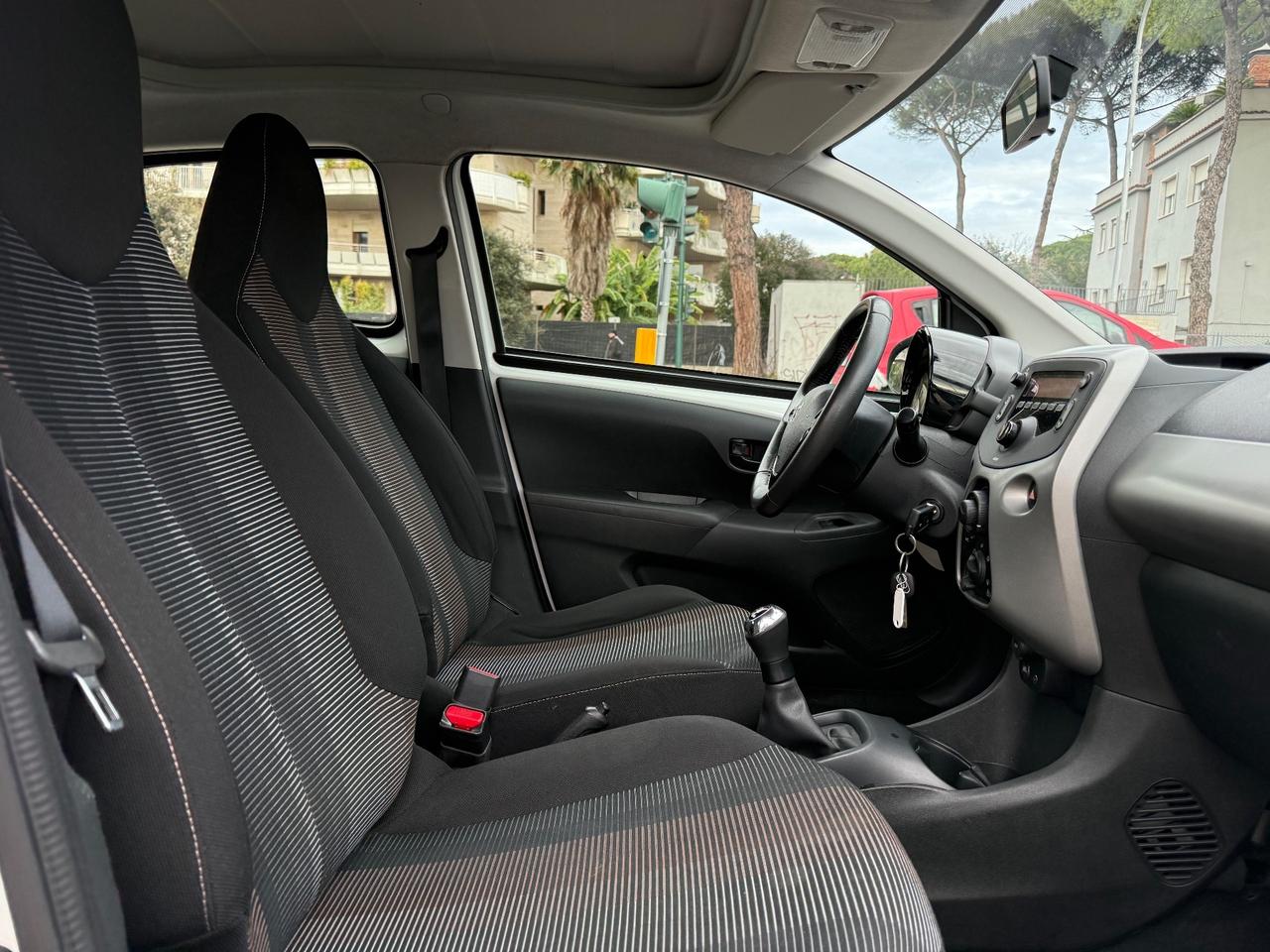 Peugeot 108 VTi 68 5 porte Allure CabrioPDC