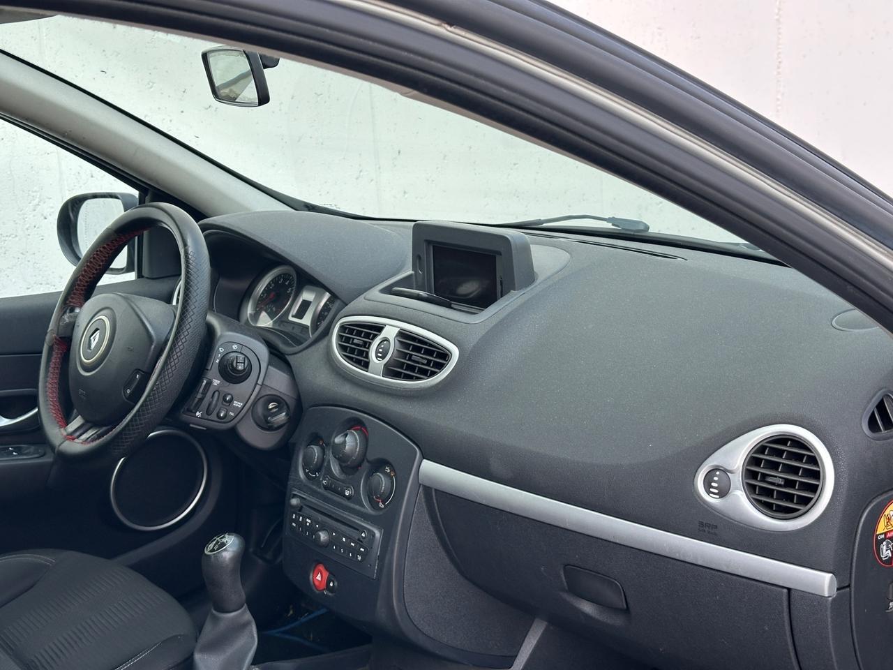 Renault Clio 1.2 16V 5 porte Luxe