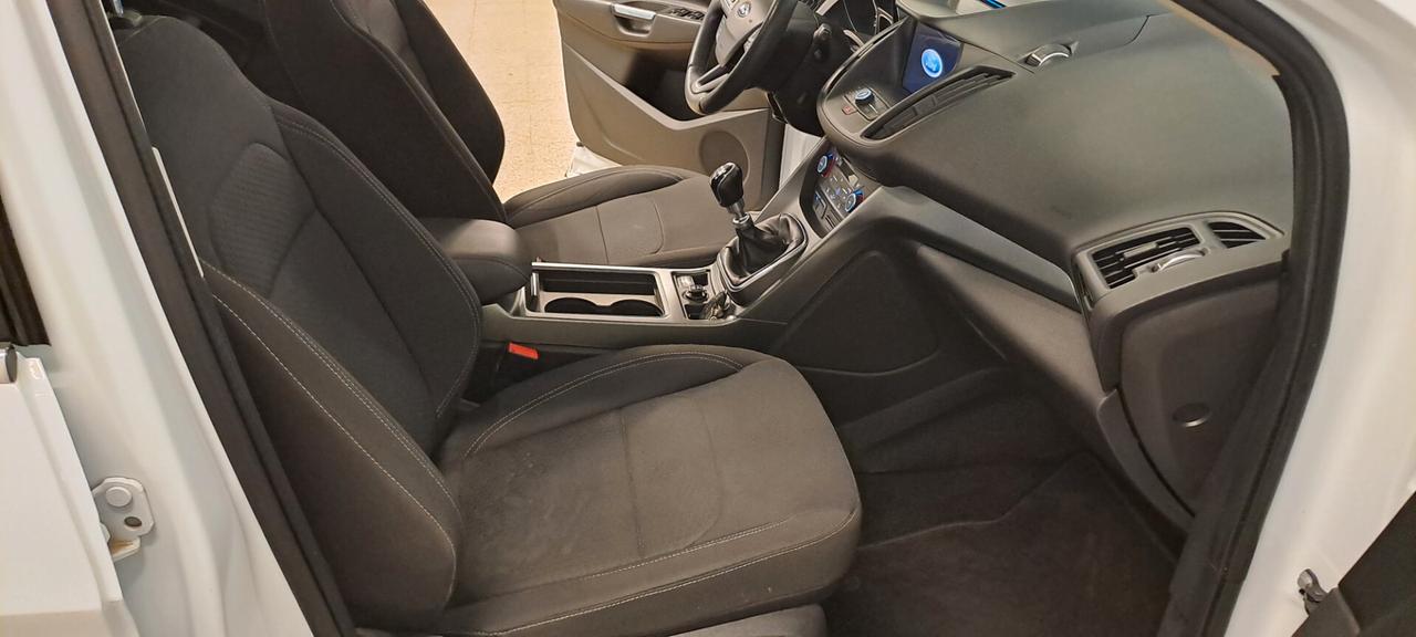 Ford Kuga 1.5 TDCI 120 CV S&S 2WD Business