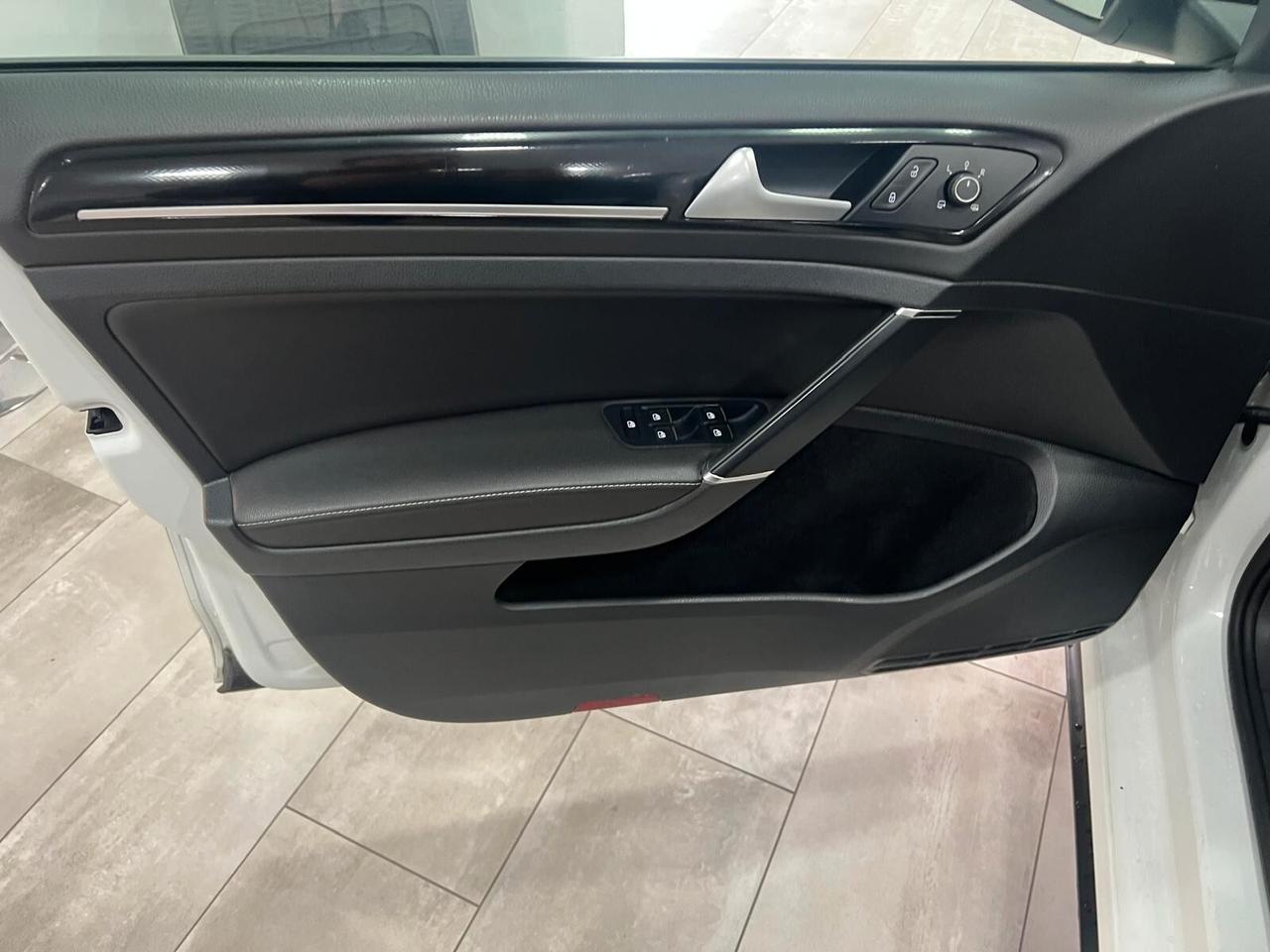 Volkswagen Golf GTD 2.0 TDI DSG 5p. BlueMotion Technology