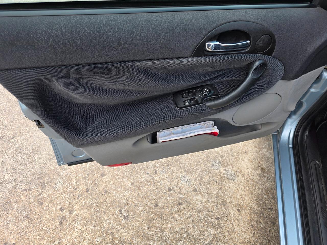 Alfa Romeo 147 1.6i 16V T.S. (105 CV) cat 5p. Dist.