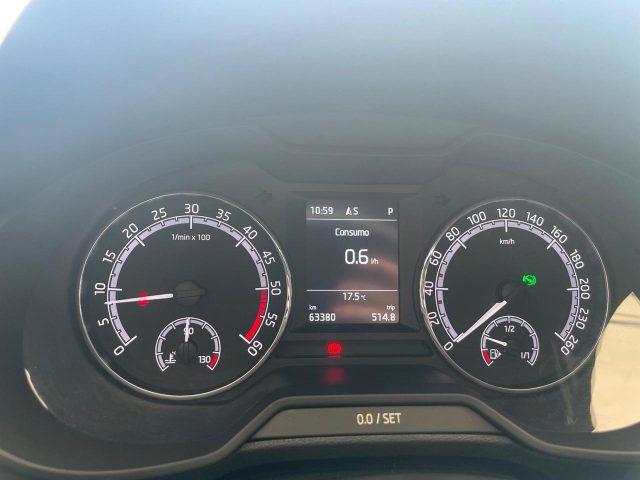 SKODA Octavia 2.0 TDI 150 CV DSG Wagon Executive