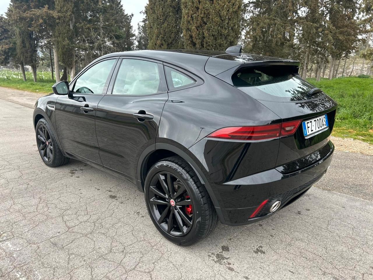 Jaguar E-Pace 2.0D 150 CV AWD aut. R-Dynamic HSE
