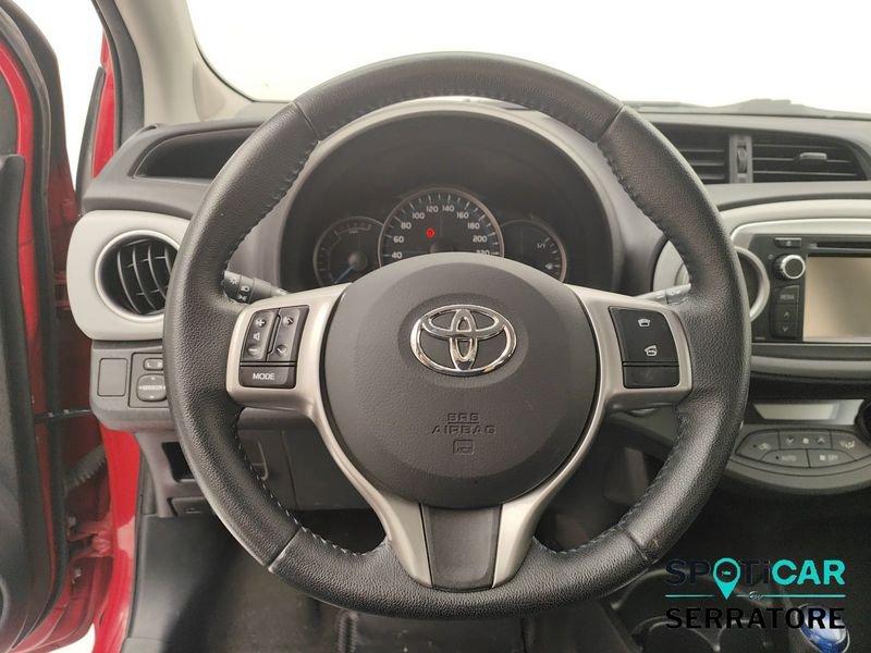 Toyota Yaris III 5p 1.5h Lounge