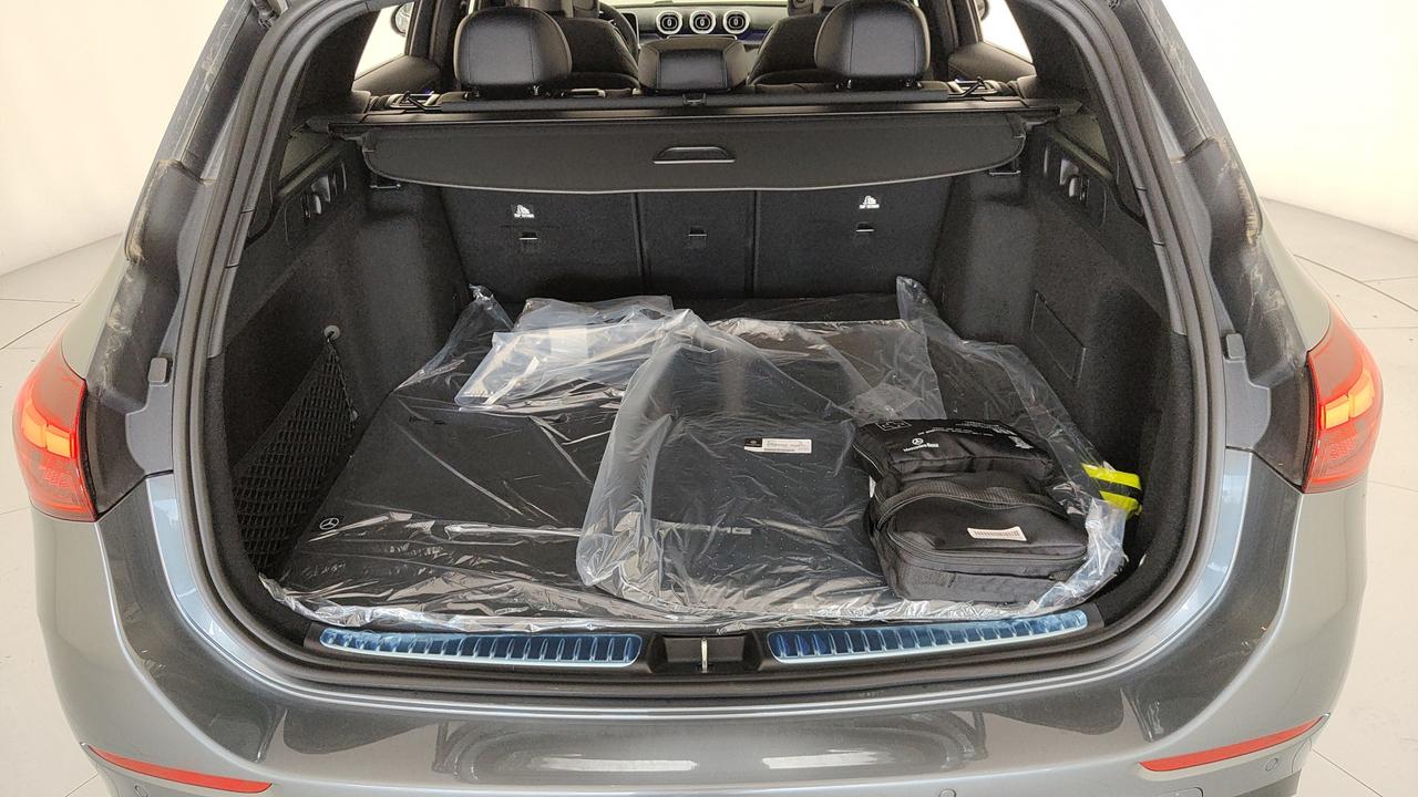 Mercedes-Benz C 220 d 4MATIC Station Wagon Travel Edit