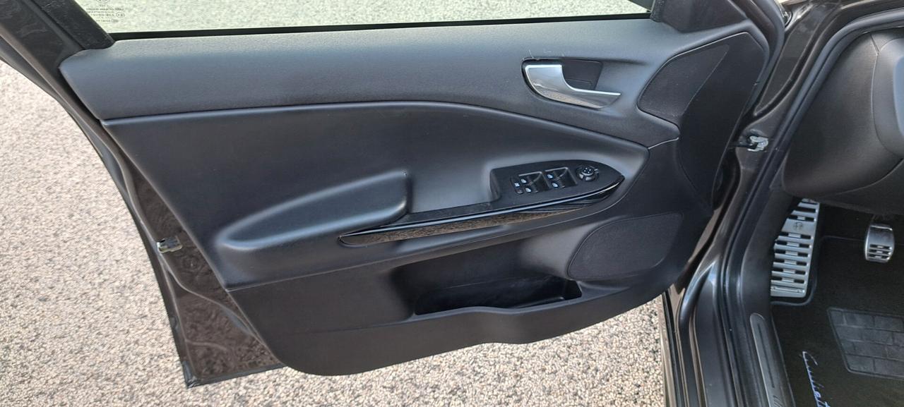 Alfa Romeo Giulietta 2.0 JTDm-2 140 CV Distinctive