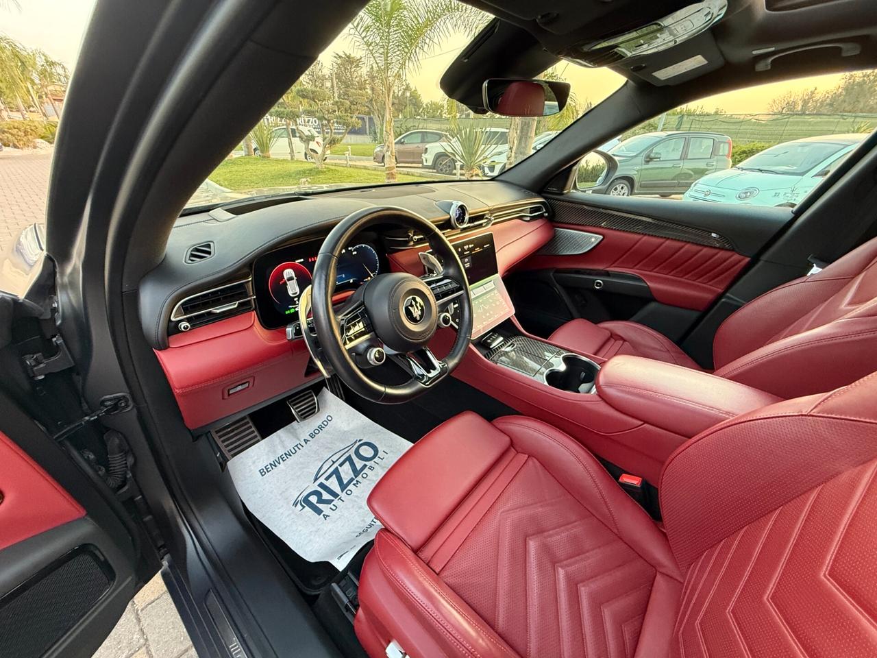 Maserati Grecale MHEV 330 CV AWD Modena Tetto Sonos Faber Grigio Lava