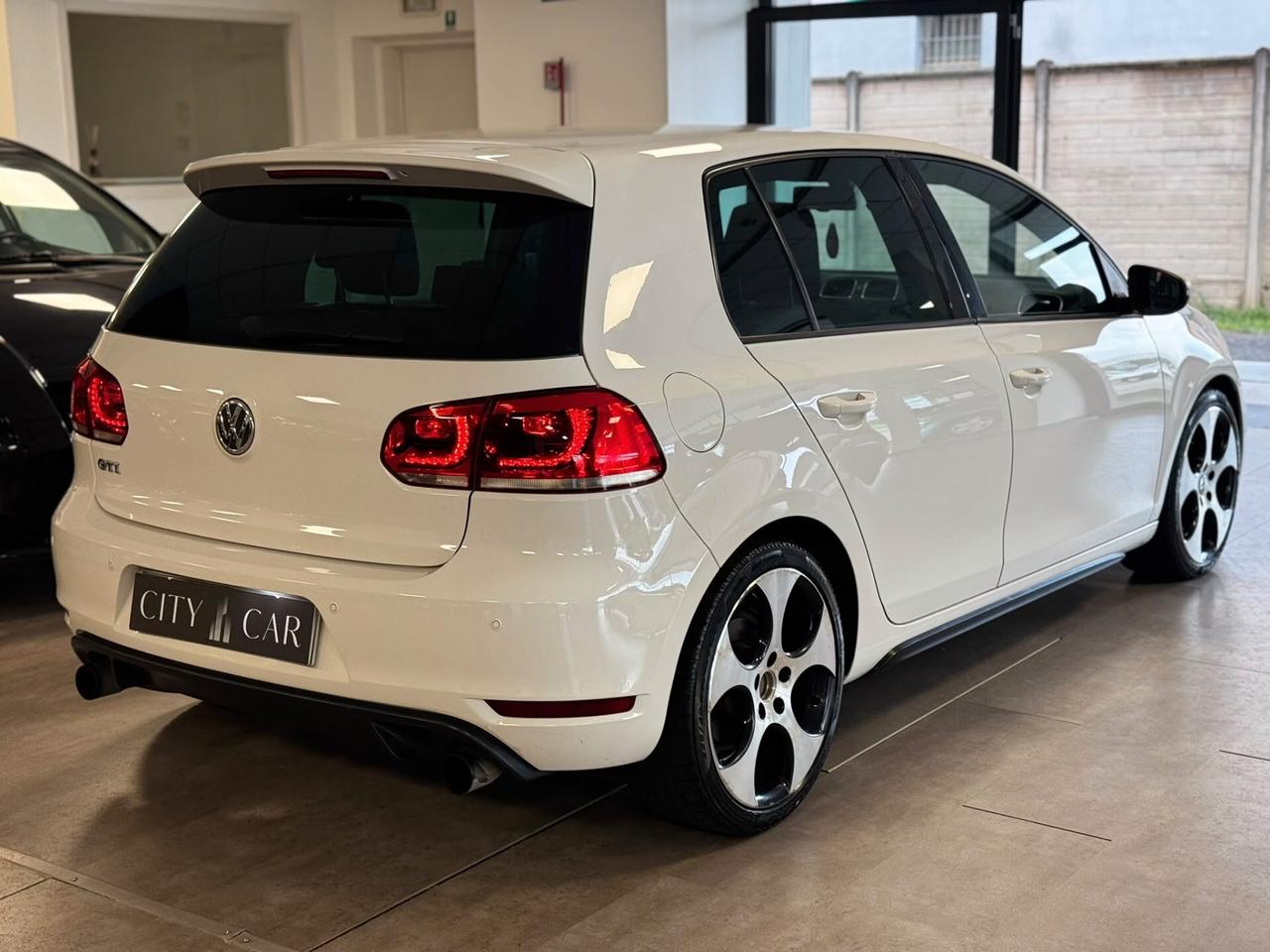 Volkswagen Golf GTI 2.0 TSI 211CV 5p. CAMBIO MANUALE!!!!