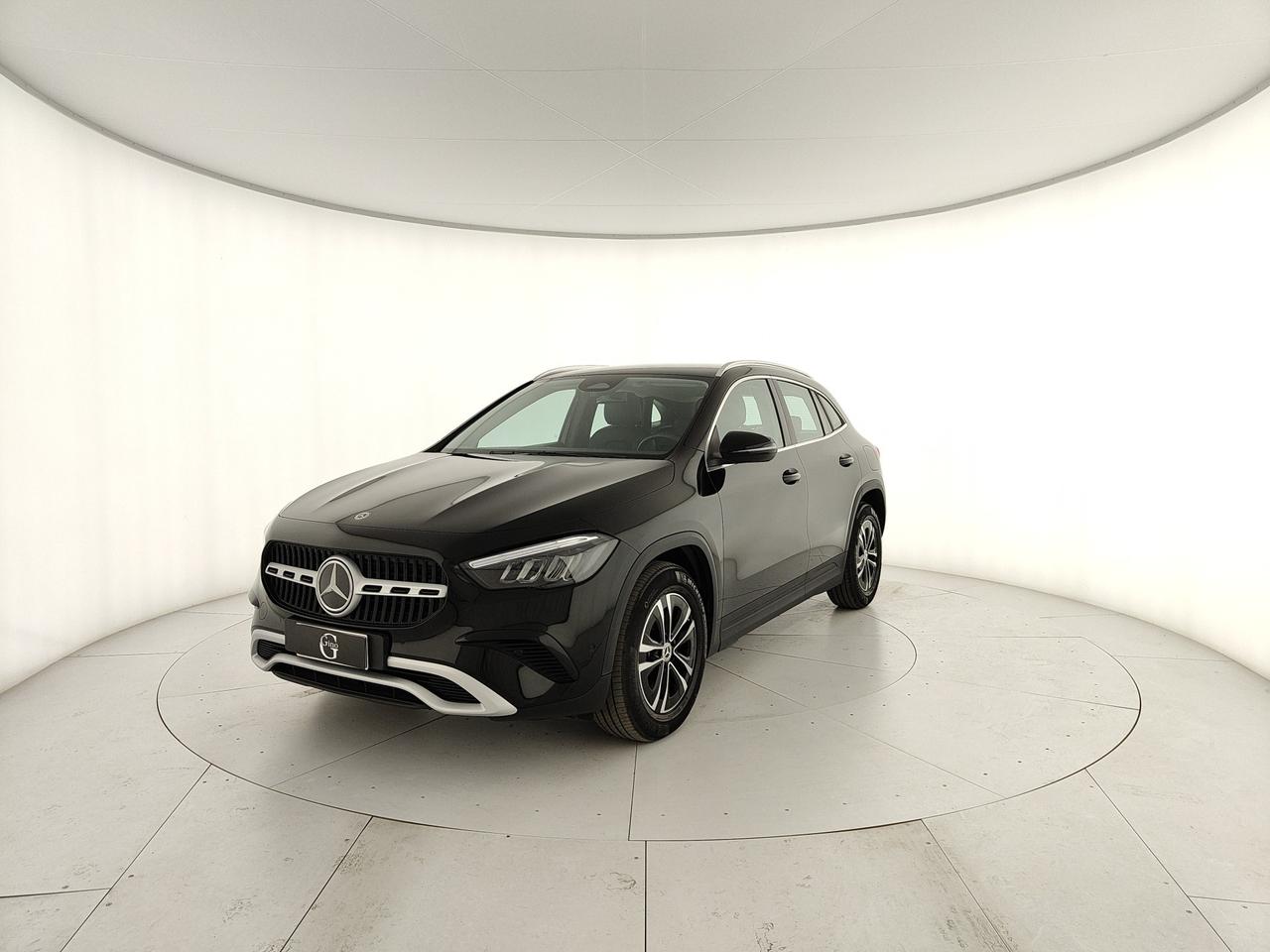 Mercedes-Benz GLA 180 d Advanced auto