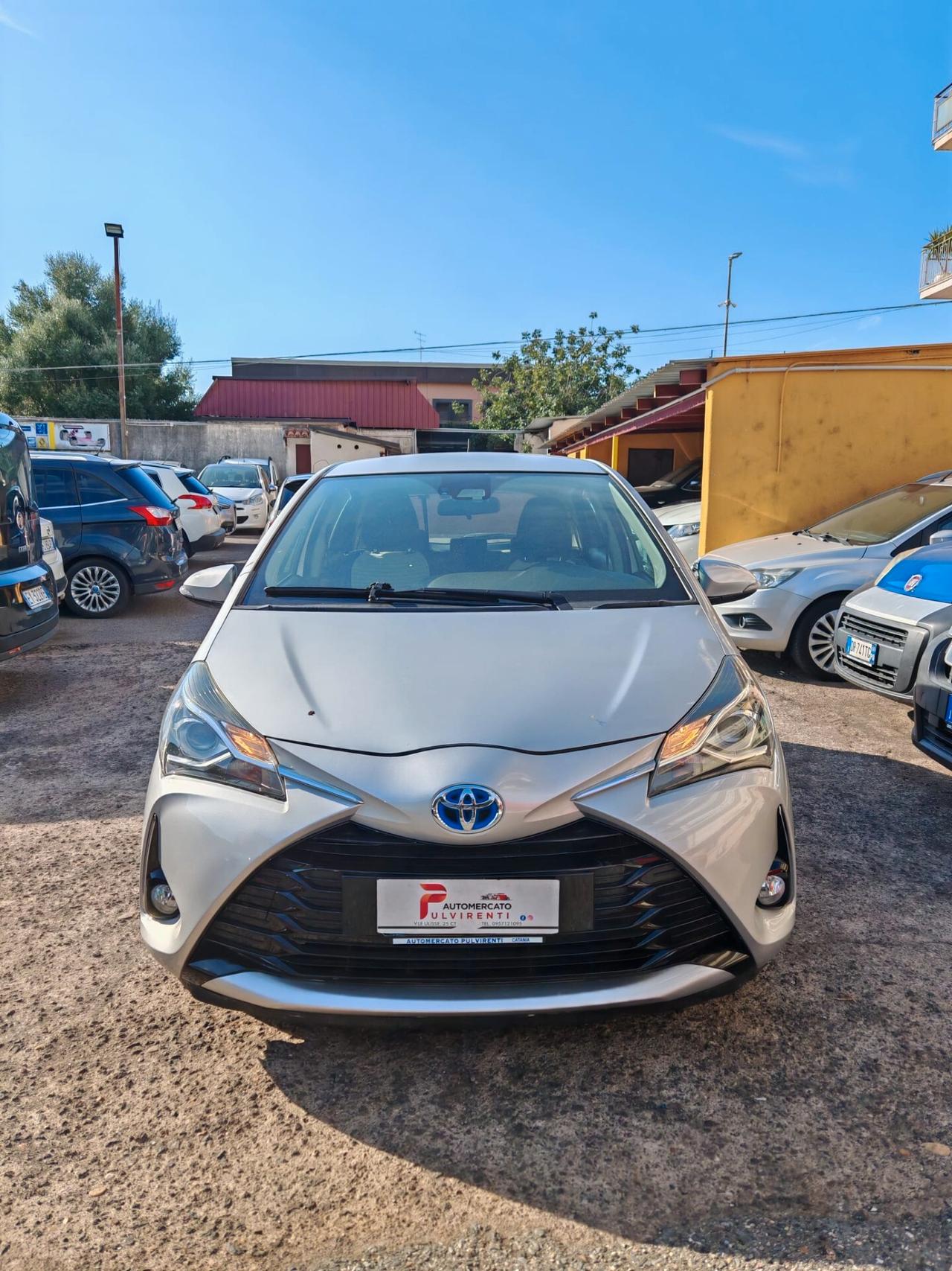 Toyota Yaris 1.5 Hybrid 5 porte Business