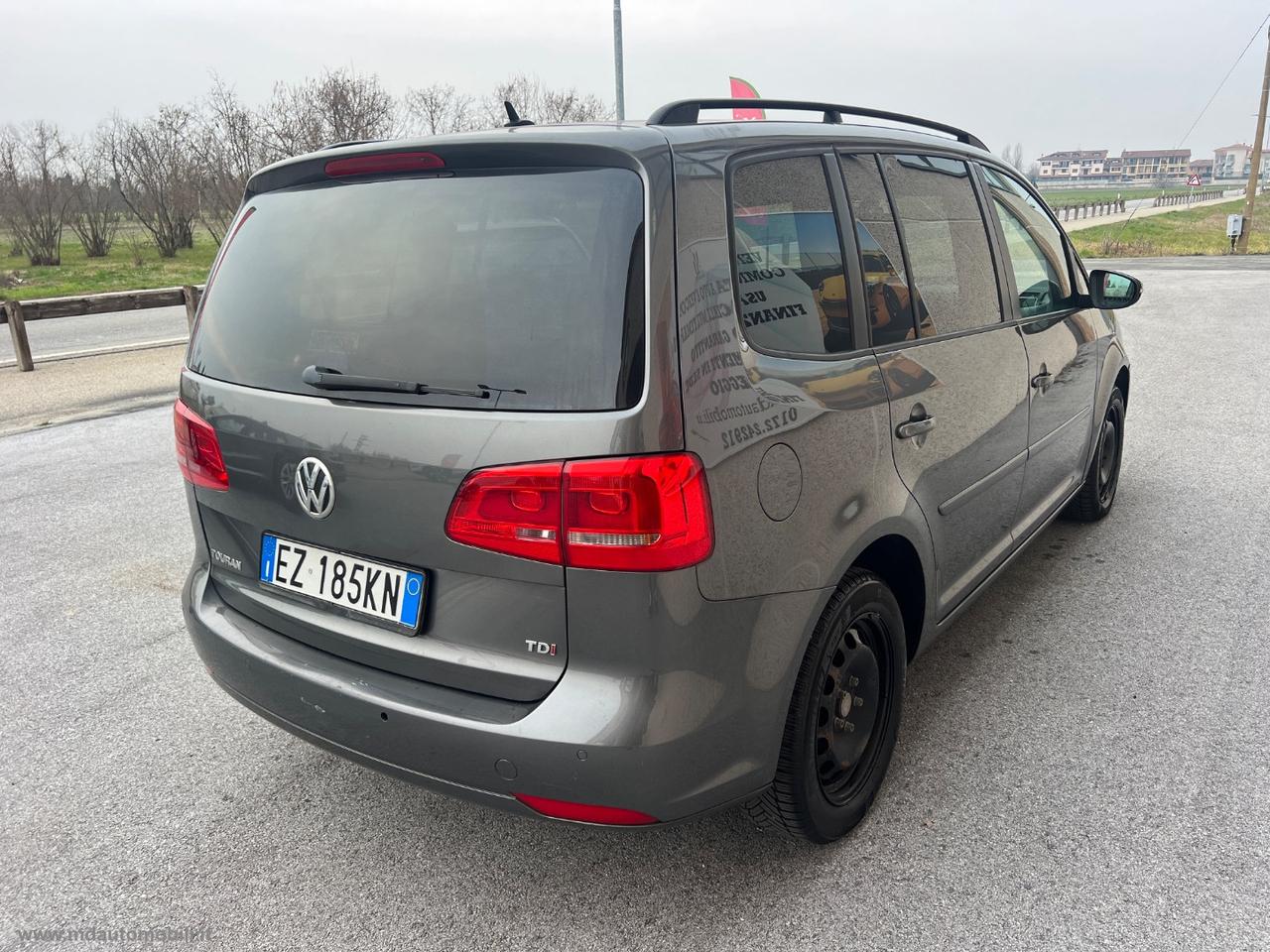 VOLKSWAGEN Touran 1.6 TDI DSG Comfortline 7 POSTI TAGLIANDI VW