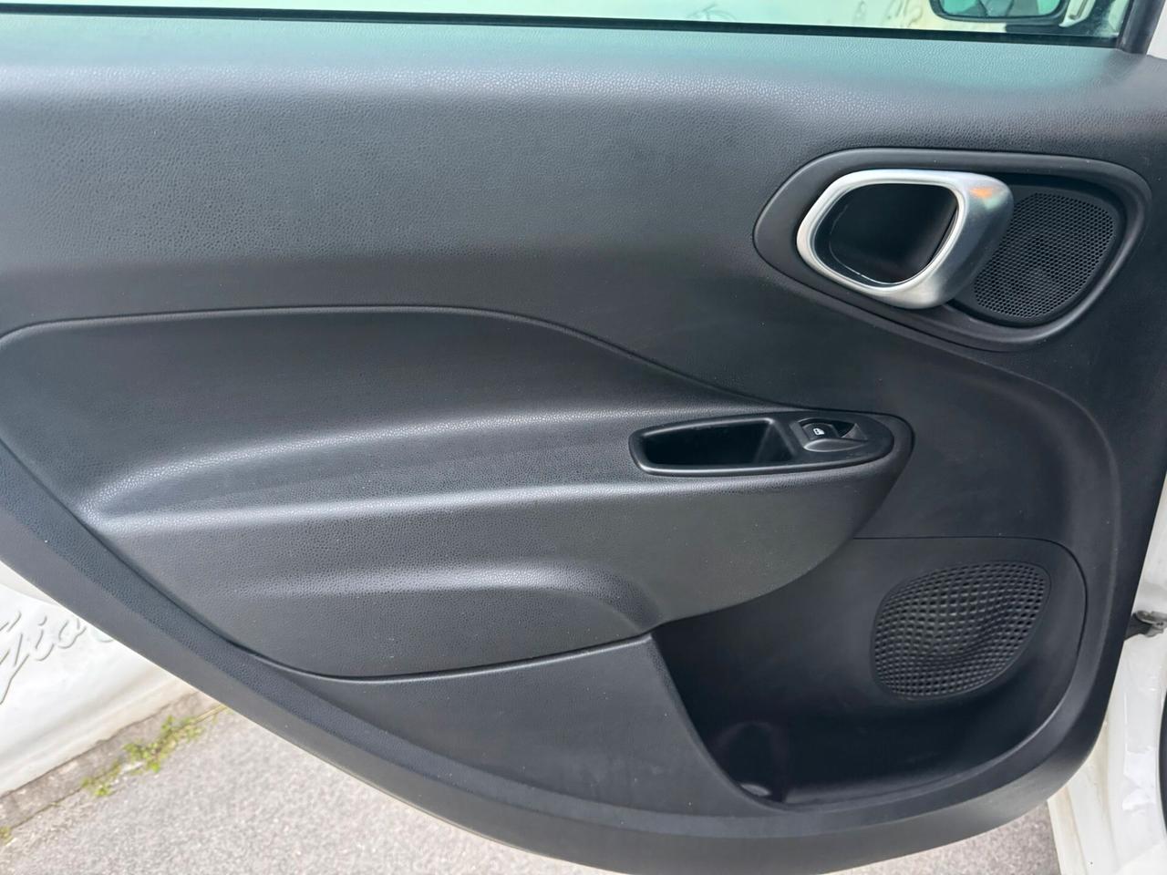 Fiat 500L 1.3 MJT 95CV Mirror CarPlay