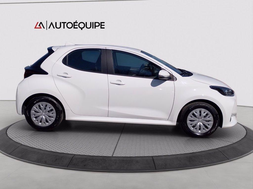 TOYOTA Yaris 1.5h Business del 2023