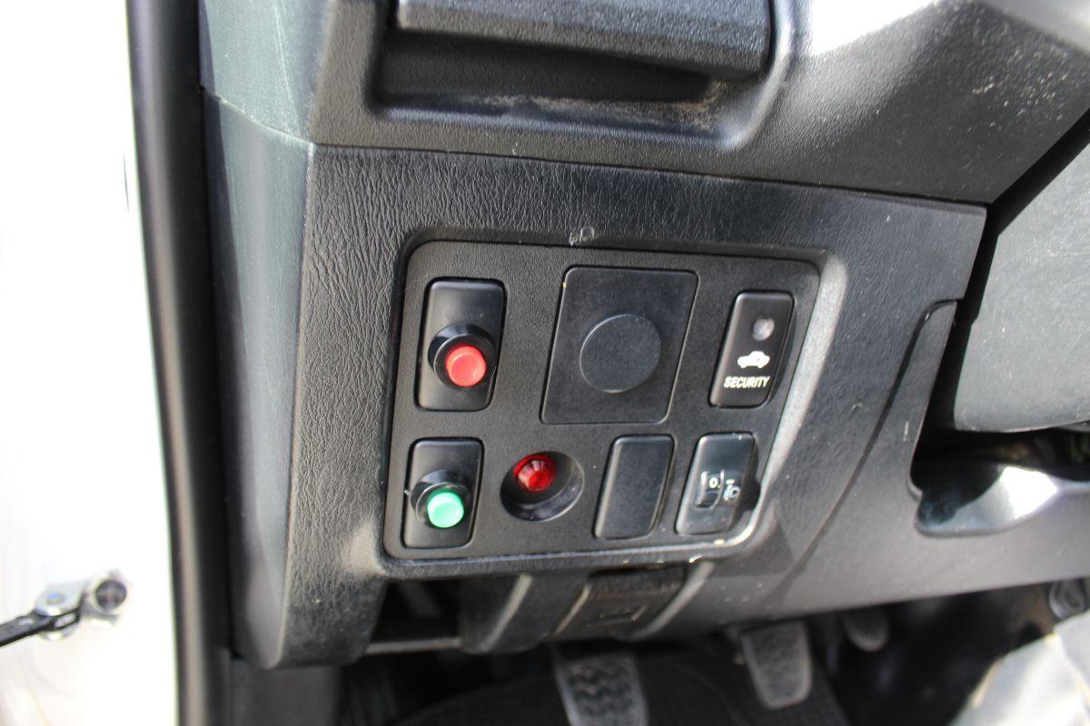 TOYOTA - Hilux 2.5 extra cab Activex 140cv Ribaltabile 4x2