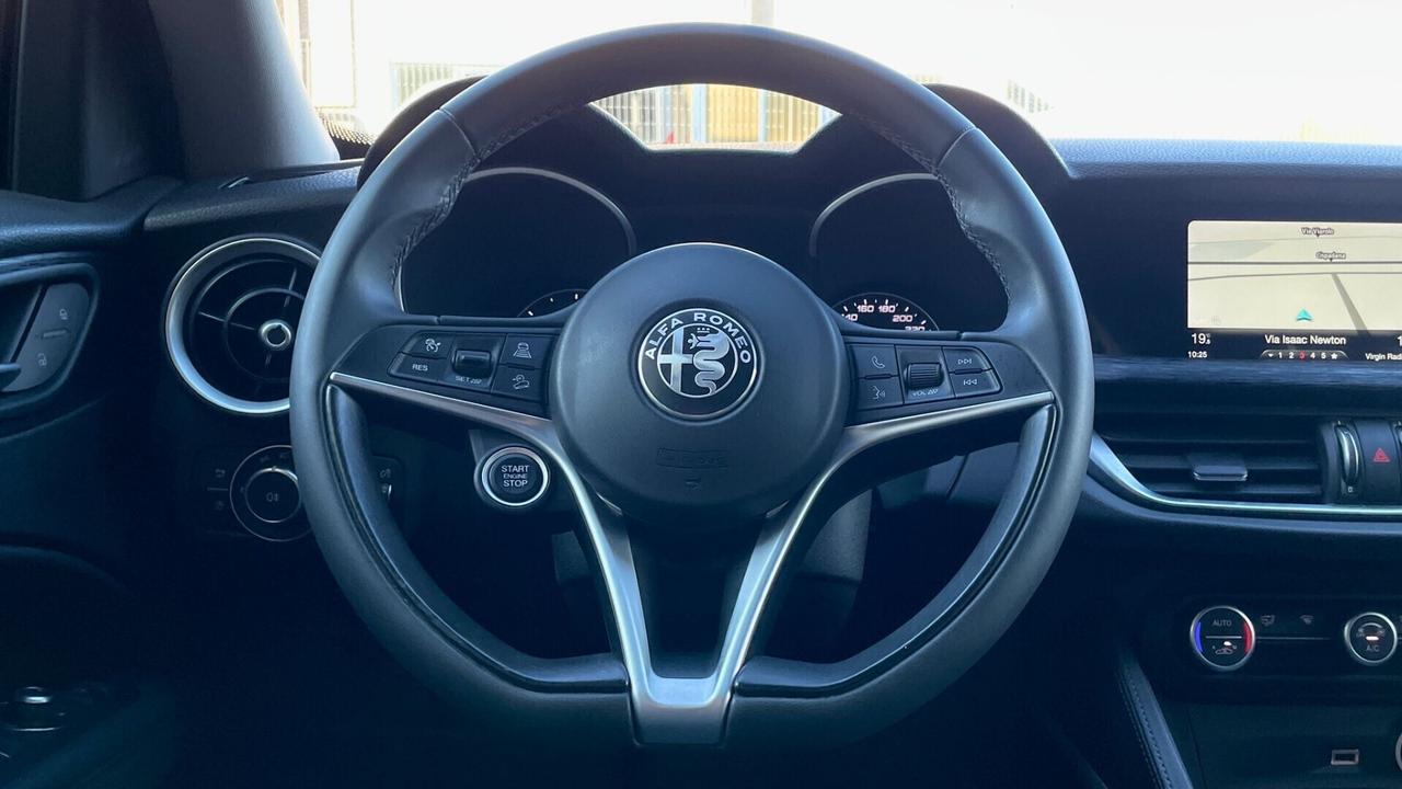 ALFA ROMEO STELVIO 2.2 TURBODIESEL AT8 Q4 190CV – LED, PORTELLONE ELETTRICO, CRUISE CONTROL