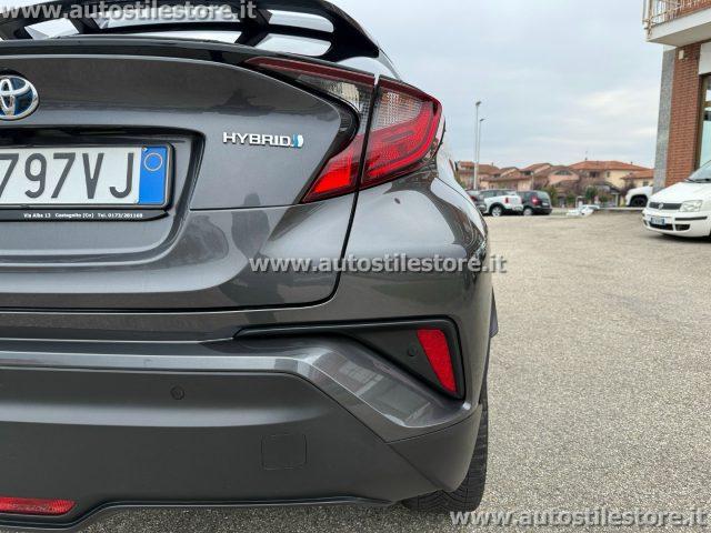 TOYOTA C-HR 1.8 Hybrid E-CVT Trend