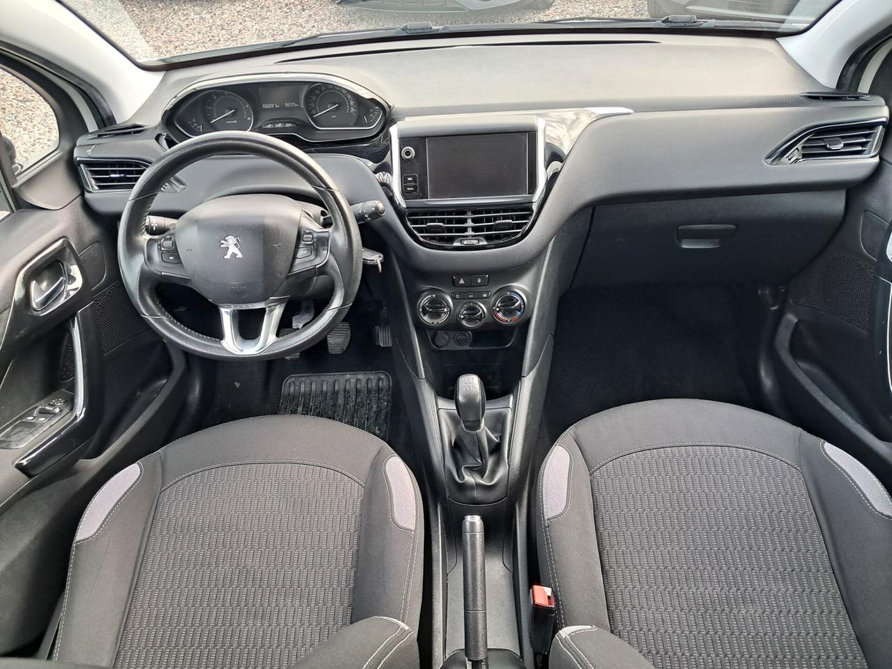 Peugeot 208 1.6hdi 75cv
