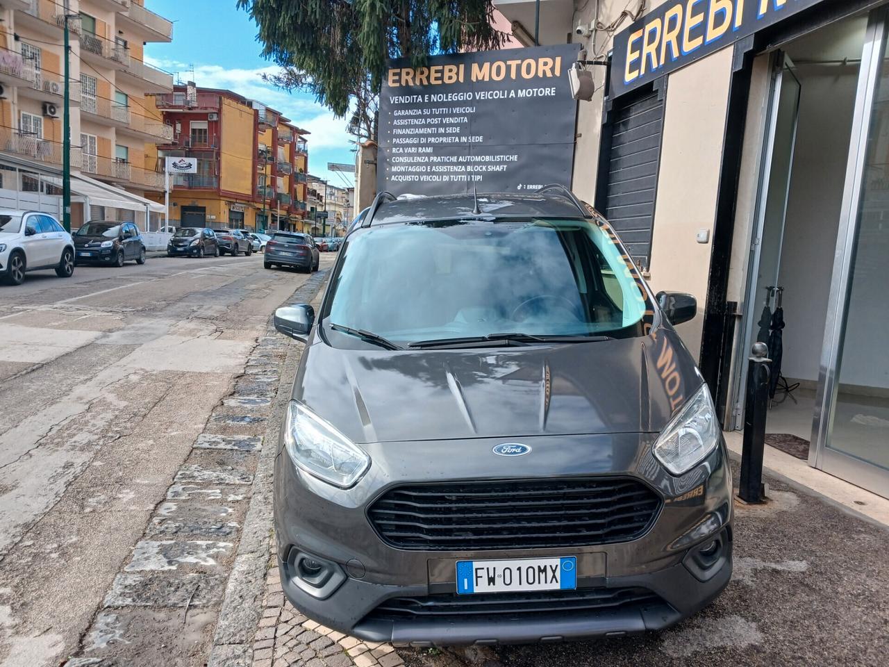 Ford Tourneo Courier 1.0 EcoBoost 100 CV Sport