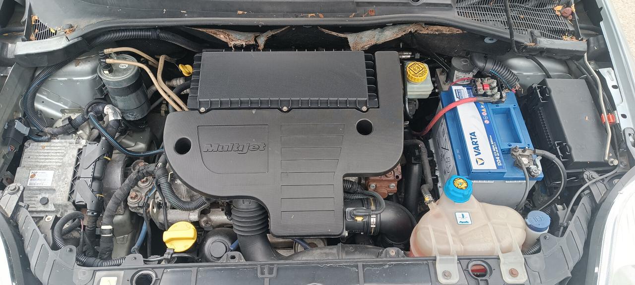 Fiat Grande Punto 1.3 MJT 90 CV 5 porte Dynamic