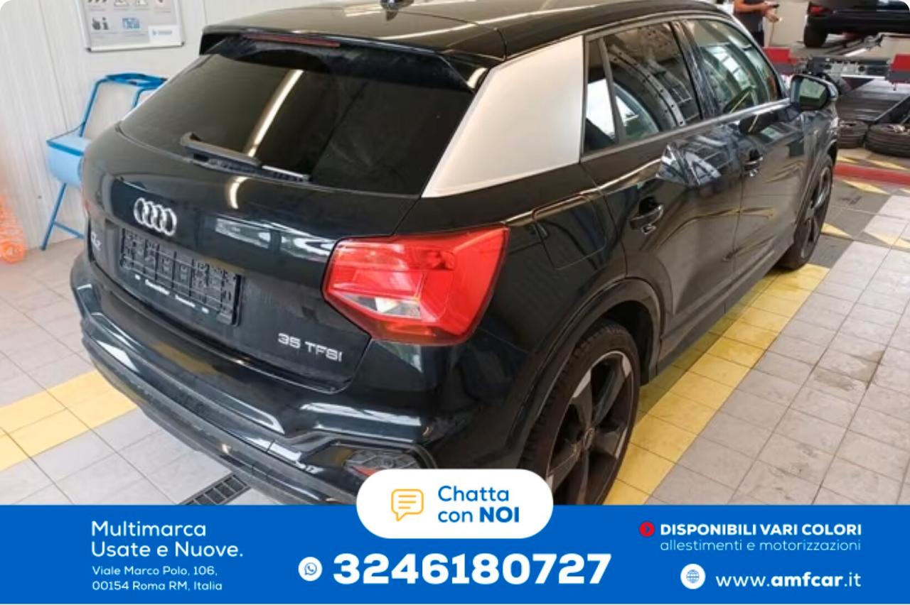 Audi Q2 35 TFSI S tronic Black Pack