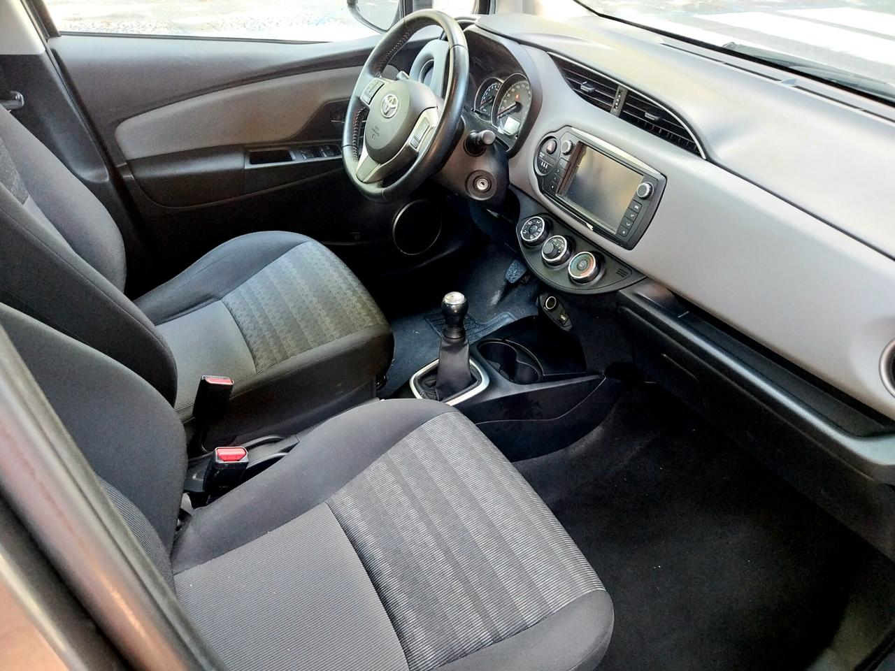 Toyota Yaris 1.0 5 porte