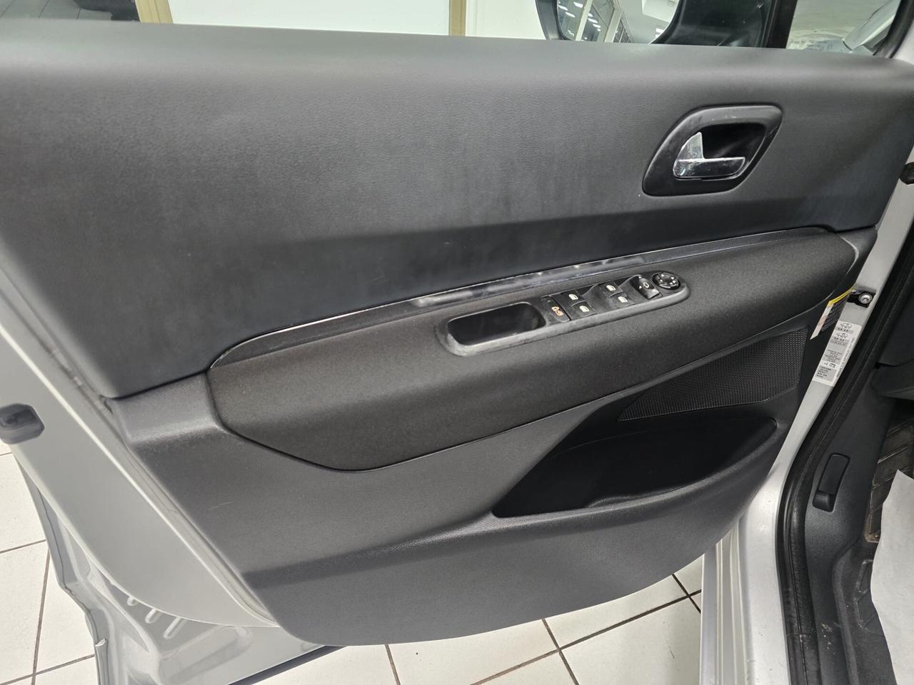 Peugeot 5008 1.6 HDi 112CV Premium 2010