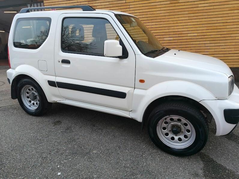 Suzuki Jimny 1.3i 16V cat 4WD JLX