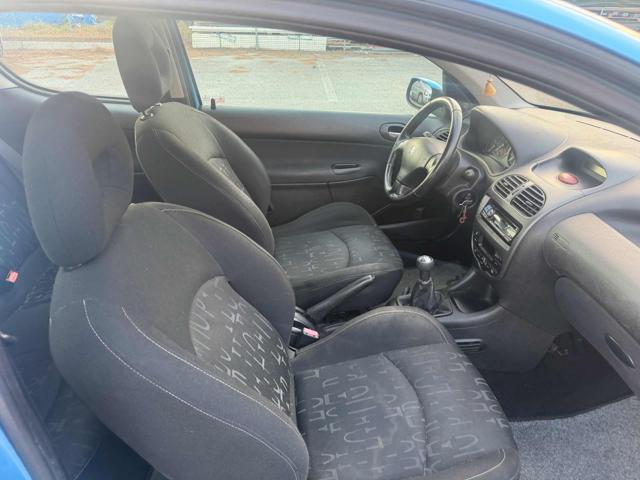PEUGEOT 206 1.4 3p. XT senza nessun lavoro da fare