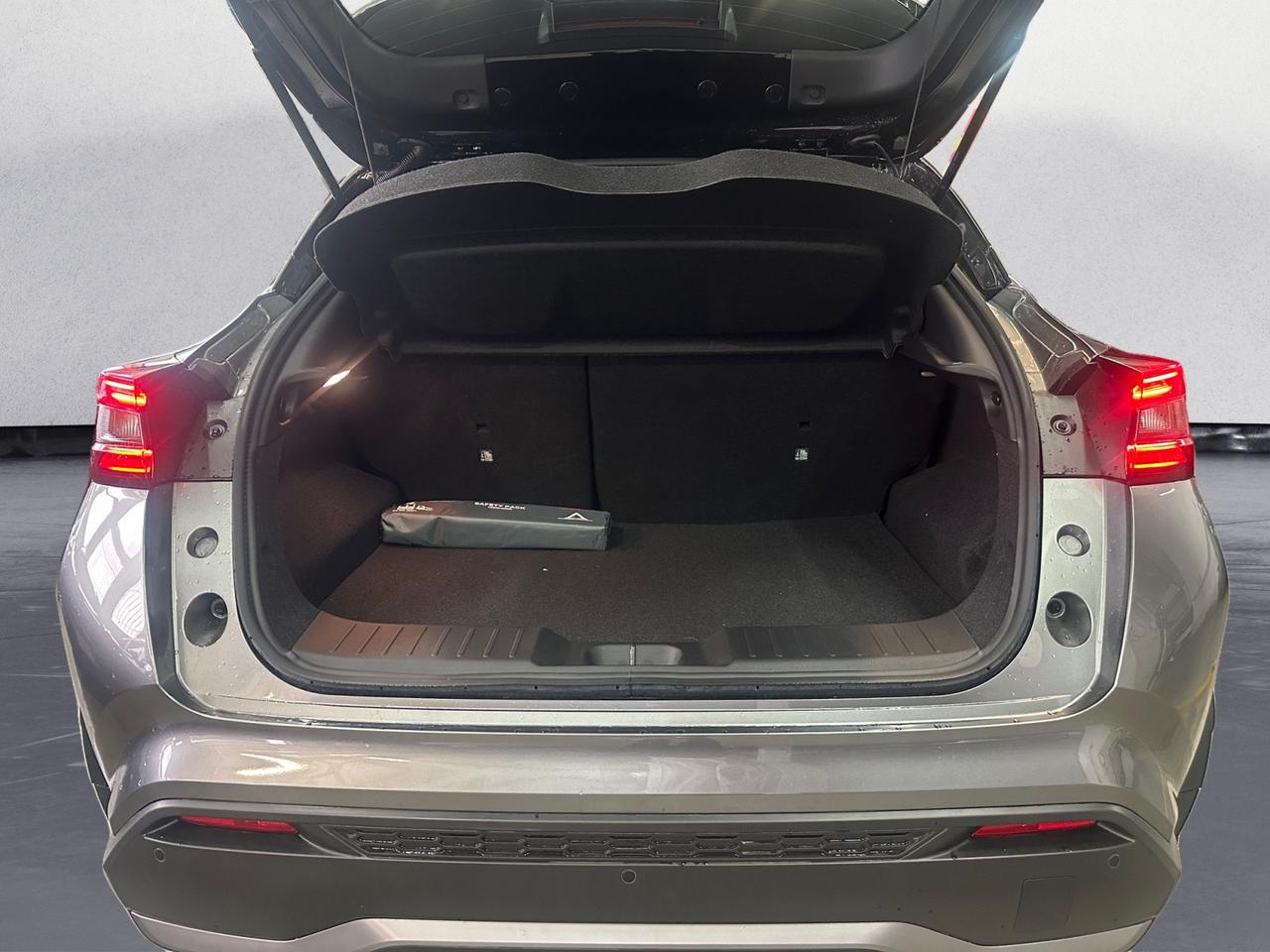 NISSAN JUKE N-CONNECTA AMT
