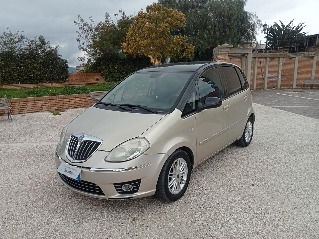 Lancia MUSA 1.6 Multijet Oro 2010