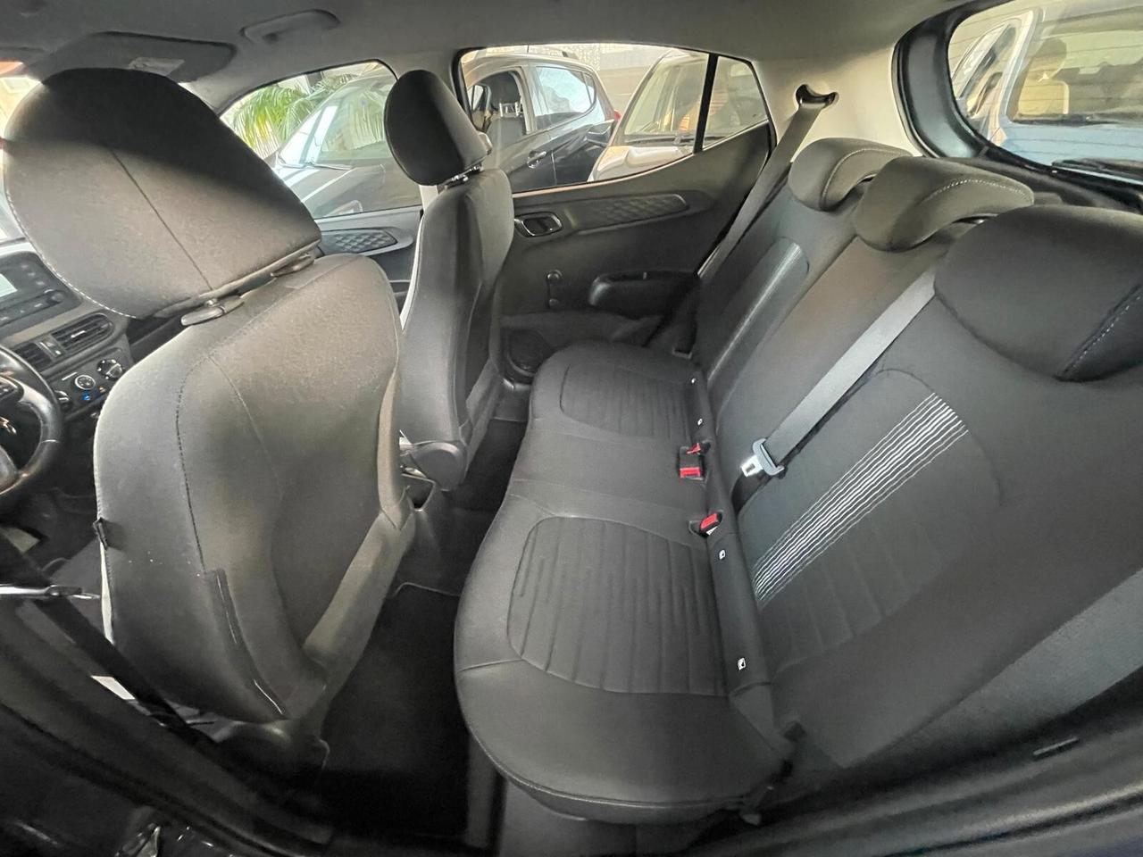 Hyundai i10 1.0 MPI 67 CV - AUTOMATICA