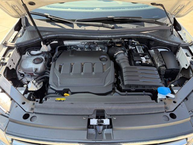 VOLKSWAGEN Tiguan 2.0 TDI 200 CV SCR DSG 4MOTION R-Line